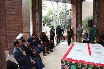 مراسم رونمایی از یادمان شهدای گمنام